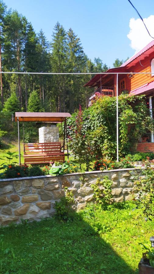 Villa Лісова Казка à Yaremtche Extérieur photo